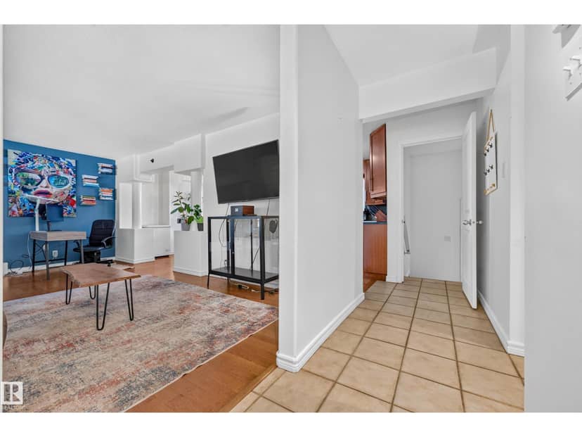 14804 95 AV NW — photo 10 of 40