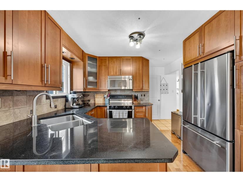 14804 95 AV NW — photo 20 of 40
