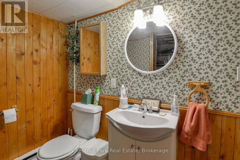 80 Hubbel Crescent — photo 24 of 40