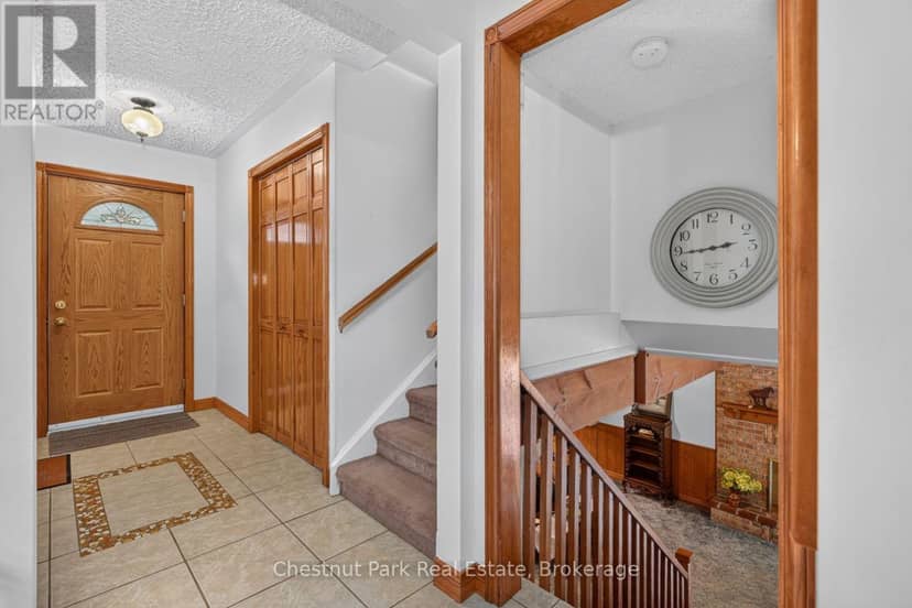 80 Hubbel Crescent — photo 8 of 40