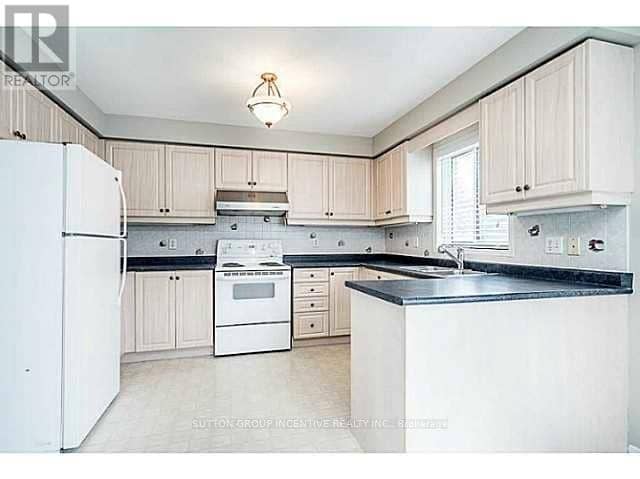 18 Merganser Court — photo 3 of 8