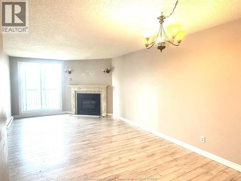 739 DEVERON CRESCENT Unit# 210 — photo 7 of 15