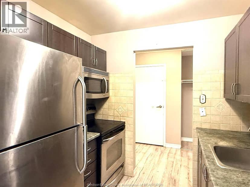 739 DEVERON CRESCENT Unit# 210 — photo 9 of 15