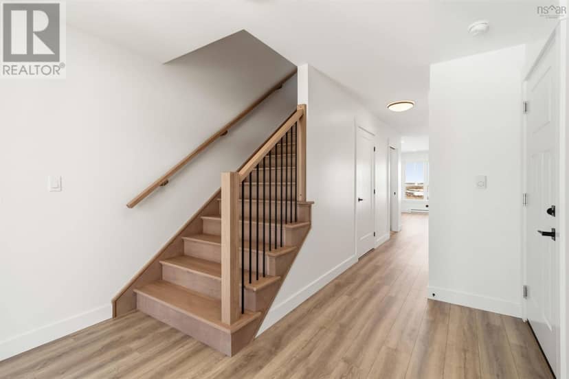 12 Nottingham Lane — photo 7 of 18