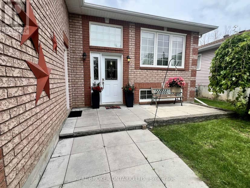 2342 Somers Boulevard — photo 2 of 30