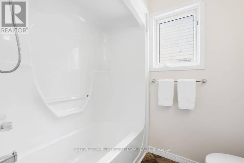 184 Morris Street — photo 21 of 40