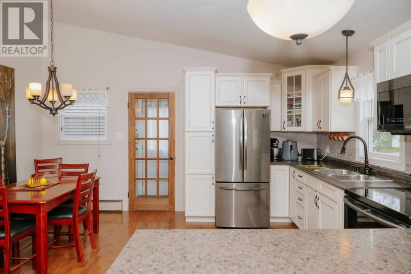 58 Byrd Avenue — photo 14 of 40