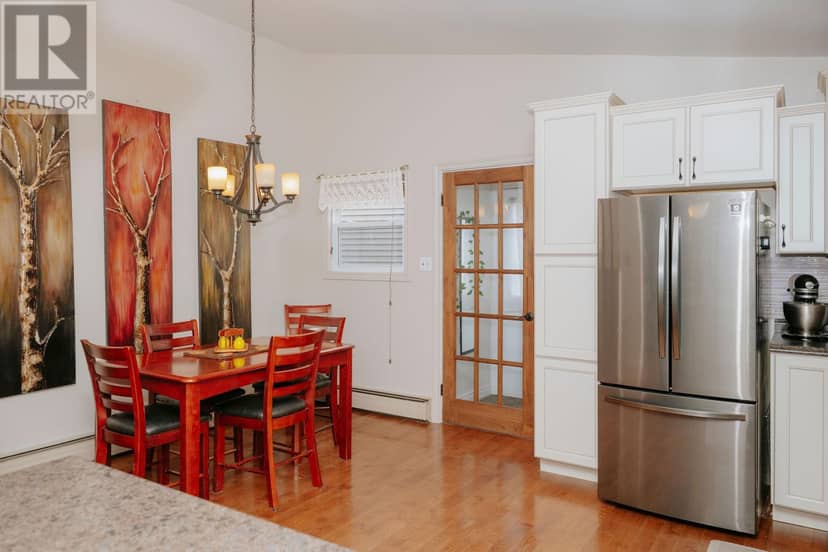 58 Byrd Avenue — photo 7 of 40