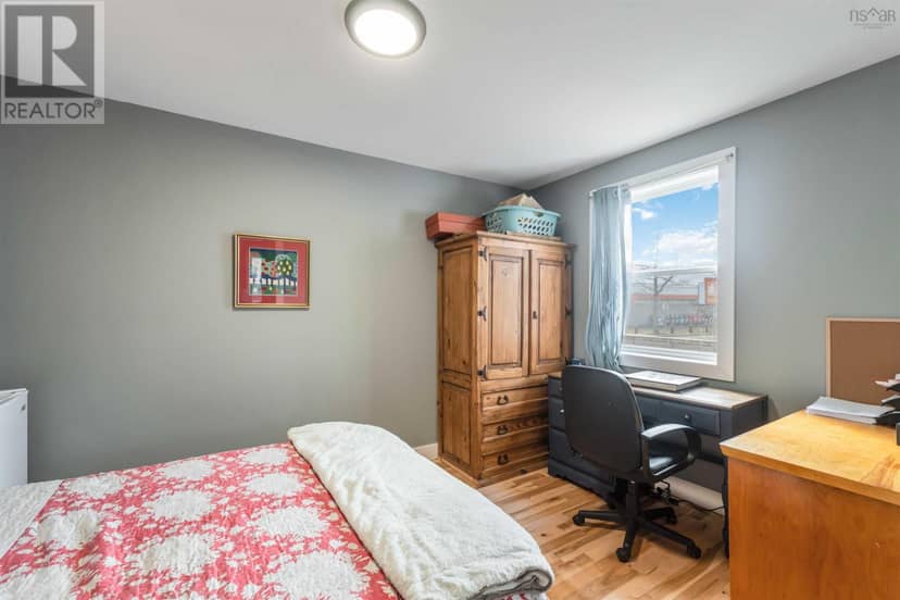 22 Washington Street — photo 18 of 40