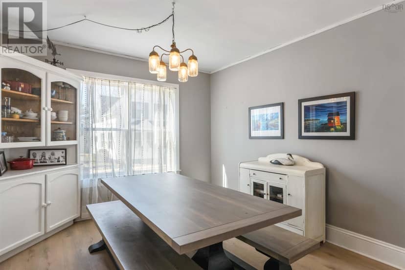 22 Washington Street — photo 14 of 40