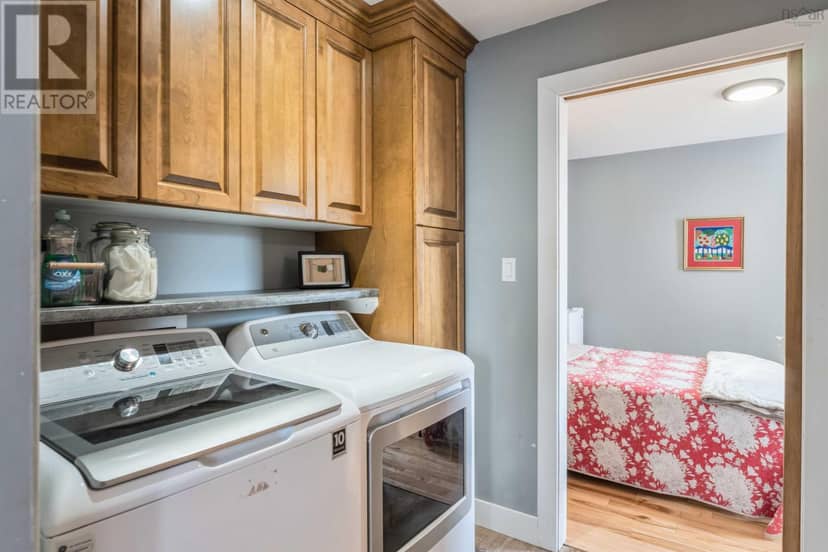 22 Washington Street — photo 19 of 40