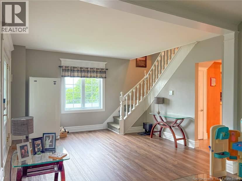 21 Hillcrest Avenue — photo 26 of 40