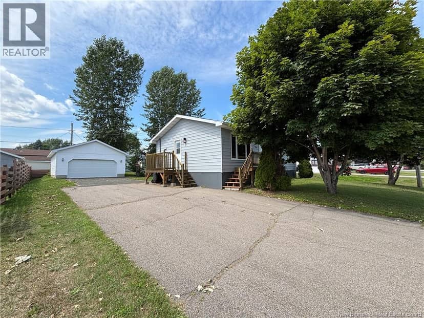 716 Rue MGR Lanteigne, Petit-Rocher, photo 5