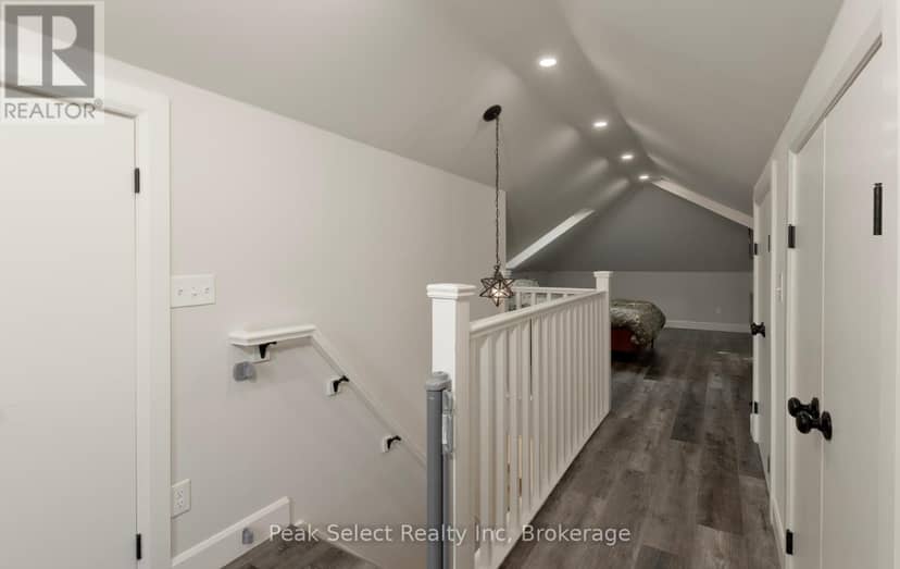 349 Edward Street — photo 16 of 34