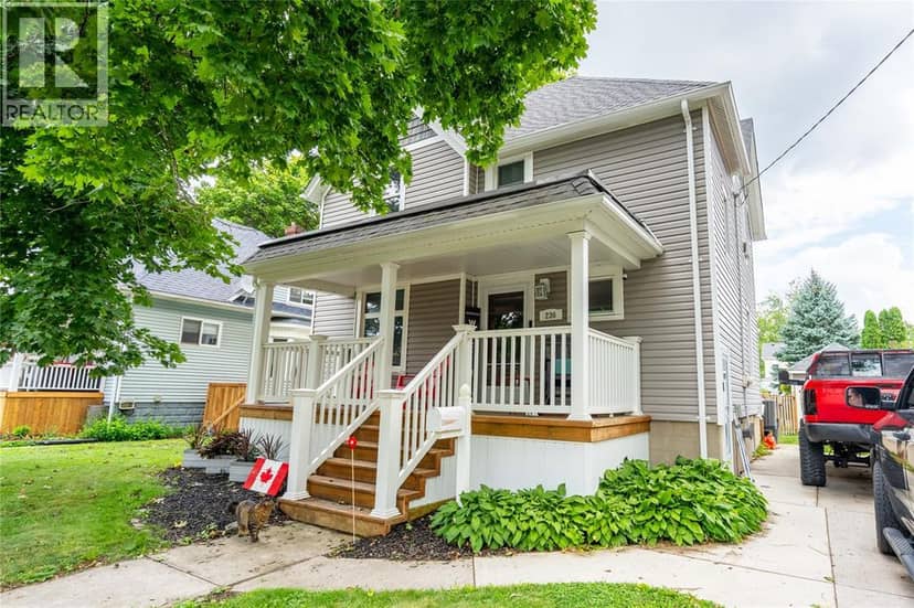 236 BROCK STREET South — photo 1 of 40