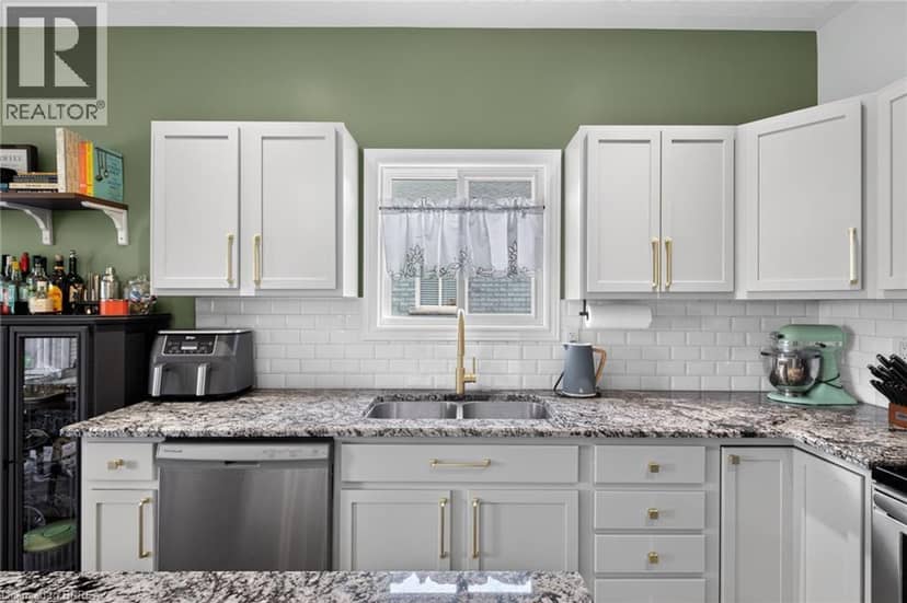 219 SHELLARD Lane Unit# 11 — photo 11 of 40