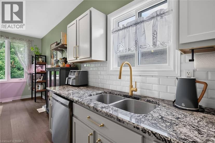 219 SHELLARD Lane Unit# 11 — photo 12 of 40