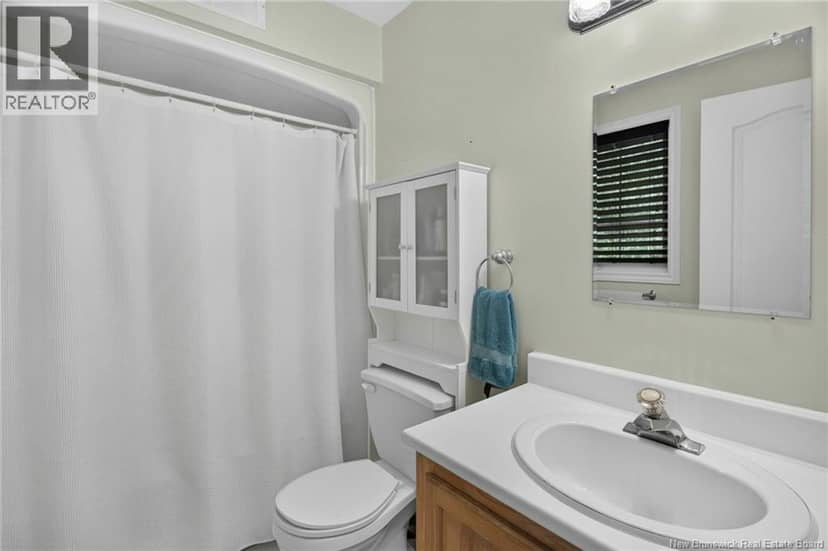 91 Old Oak Crescent — photo 12 of 21