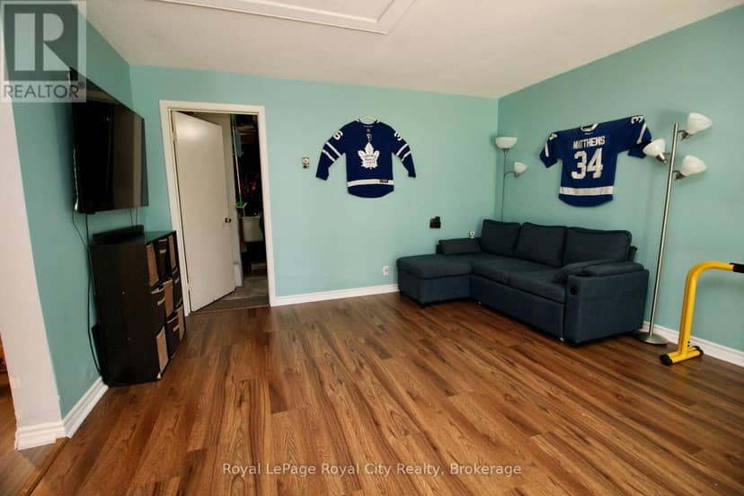 405 Main Street S — photo 18 of 40