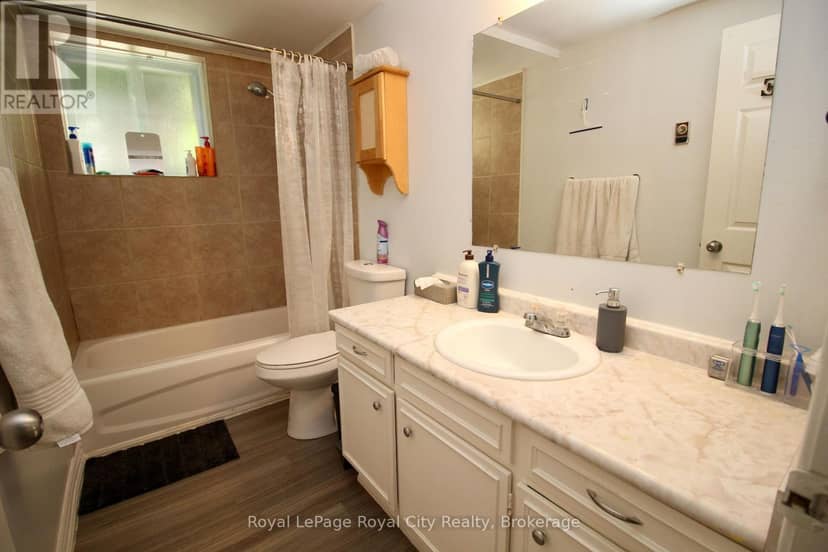 405 Main Street S — photo 19 of 40