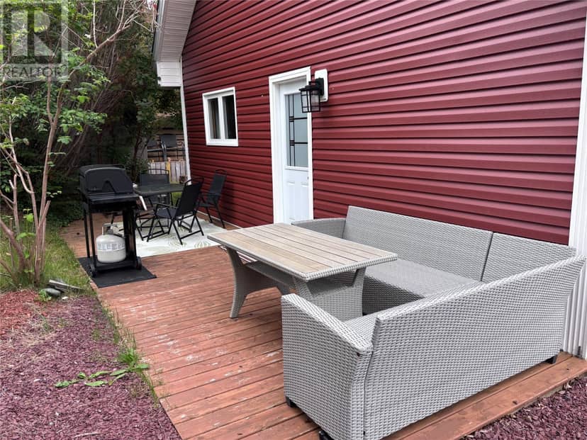 280 Main Road — photo 10 of 26