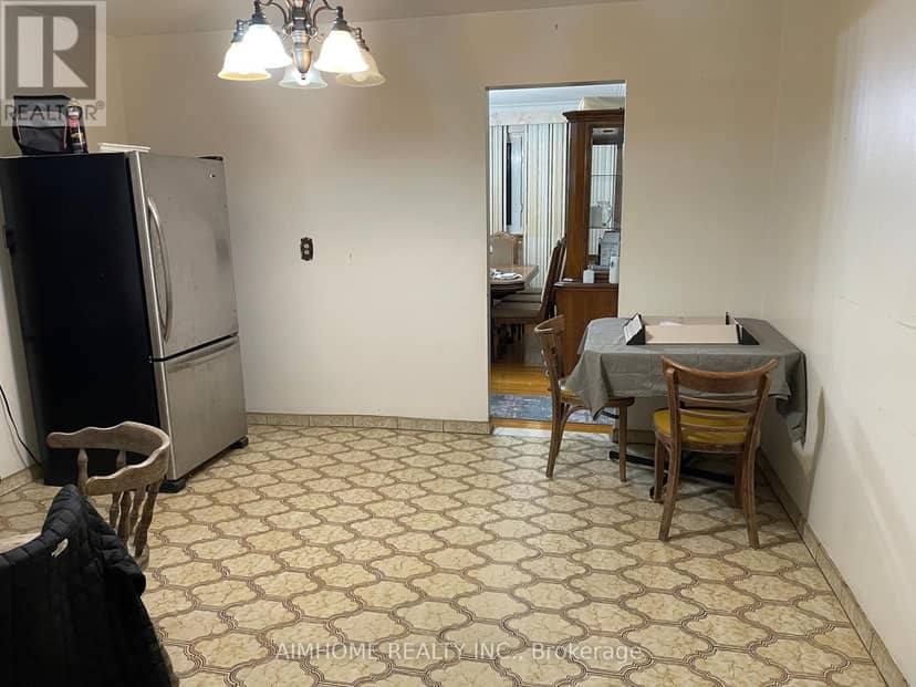 170 Gracefield Avenue — photo 7 of 18