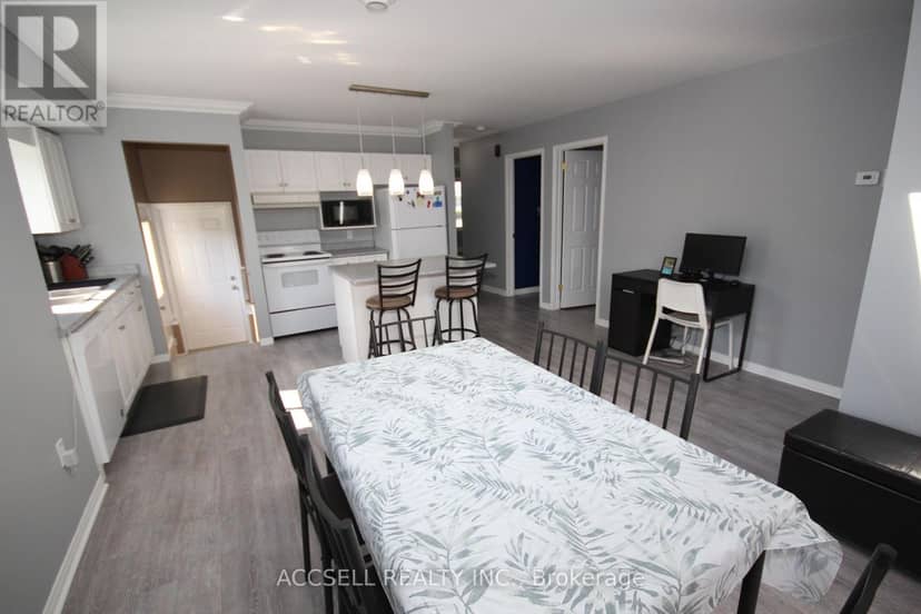 635 Highview Drive — photo 11 of 22