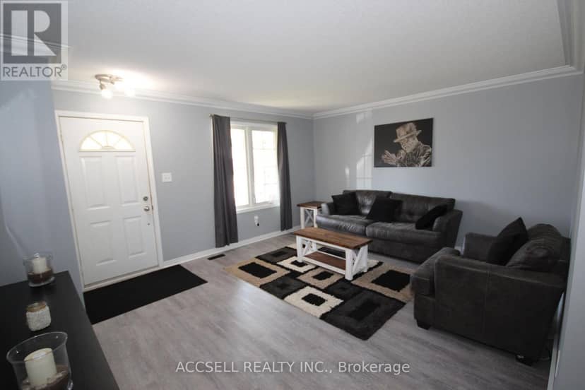 635 Highview Drive — photo 4 of 22