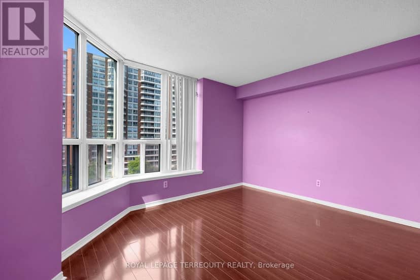 602 - 400 McLevin Avenue — photo 18 of 36