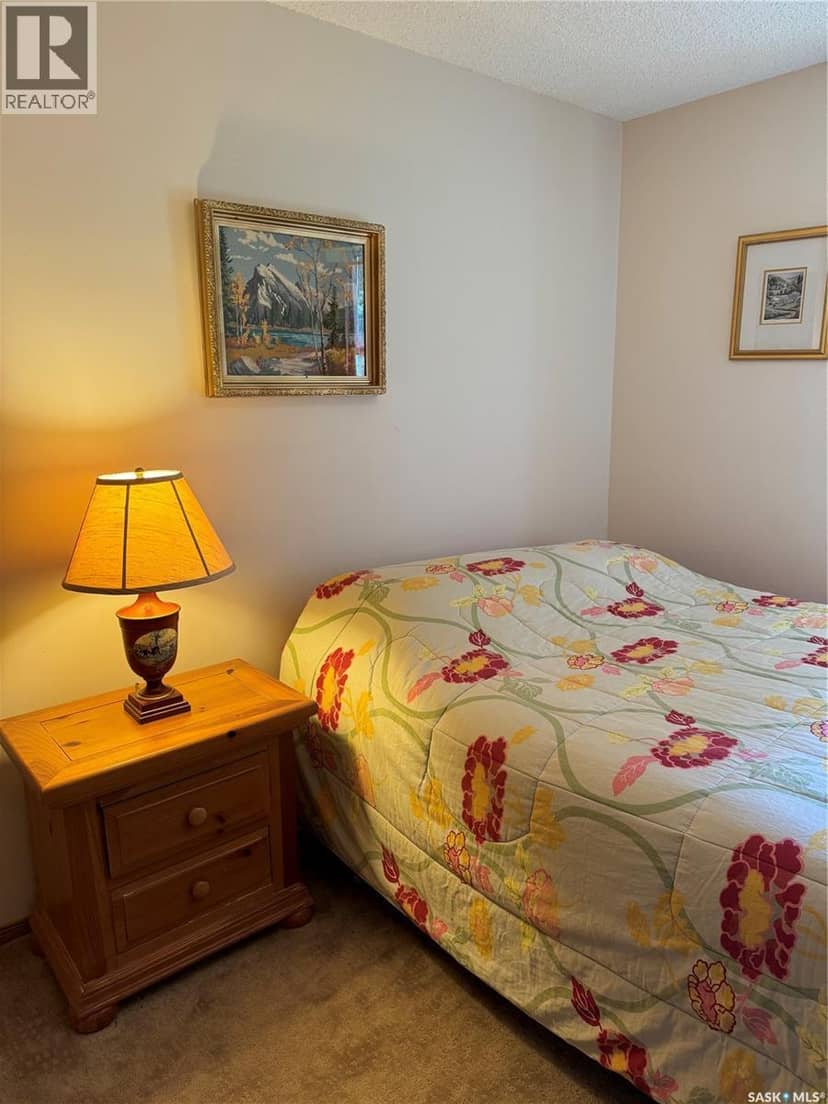 Crystal Lake Jewel — photo 17 of 25