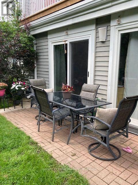 131 - 55 Trott Boulevard — photo 23 of 28