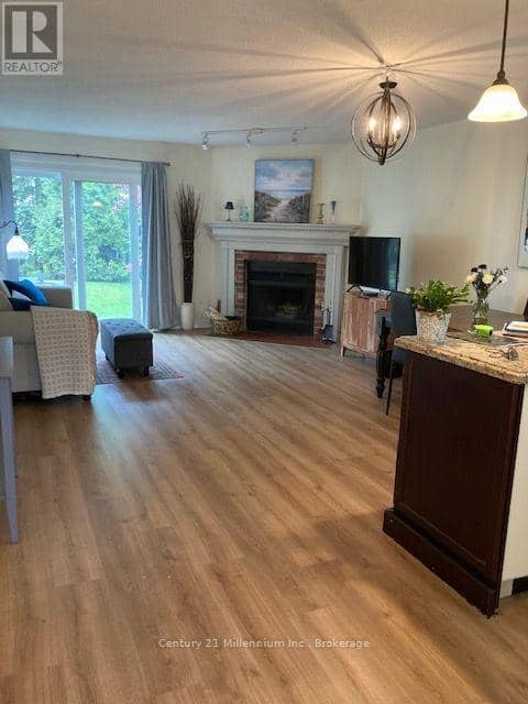 131 - 55 Trott Boulevard — photo 5 of 28
