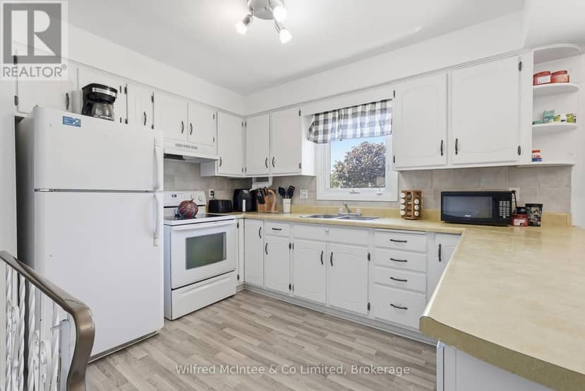 3 Bradley Street — photo 15 of 40
