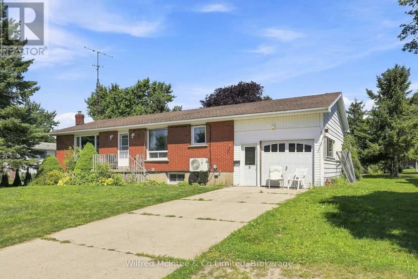 3 Bradley Street — photo 2 of 40