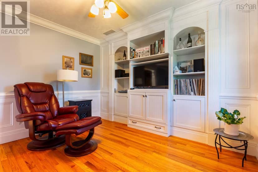 12 Waye Court — photo 15 of 40