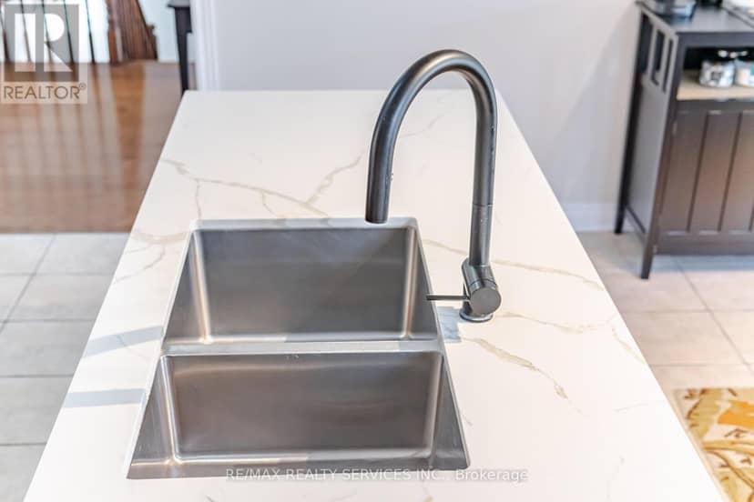 52 Atchison Drive — photo 8 of 40