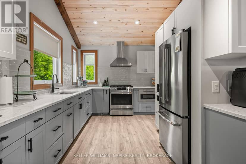 1023 Pepper Lane — photo 15 of 40