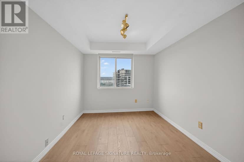 907 - 301 Frances Avenue — photo 18 of 40