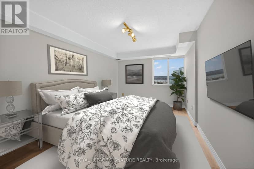 907 - 301 Frances Avenue — photo 19 of 40