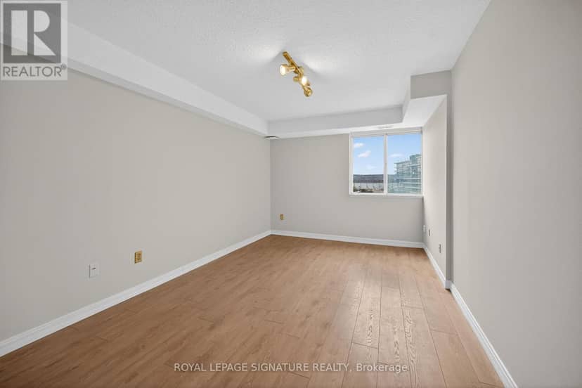 907 - 301 Frances Avenue — photo 20 of 40
