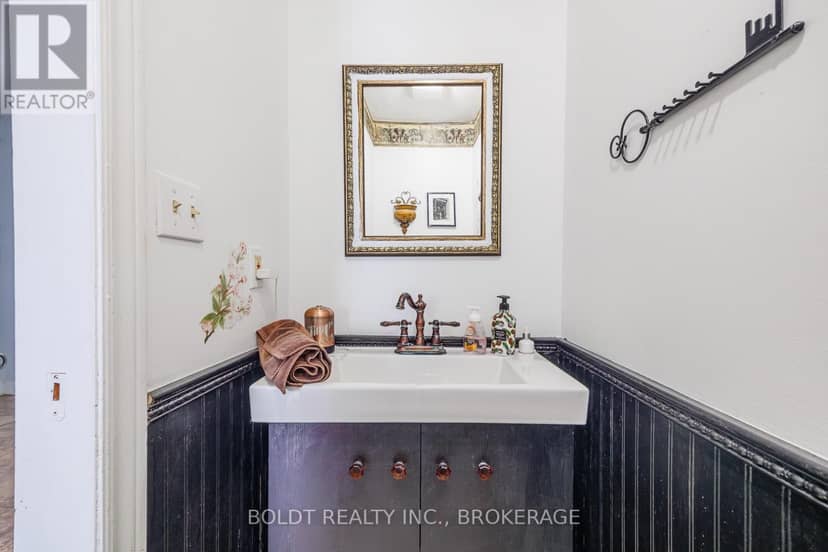 259 Farr Street — photo 16 of 39