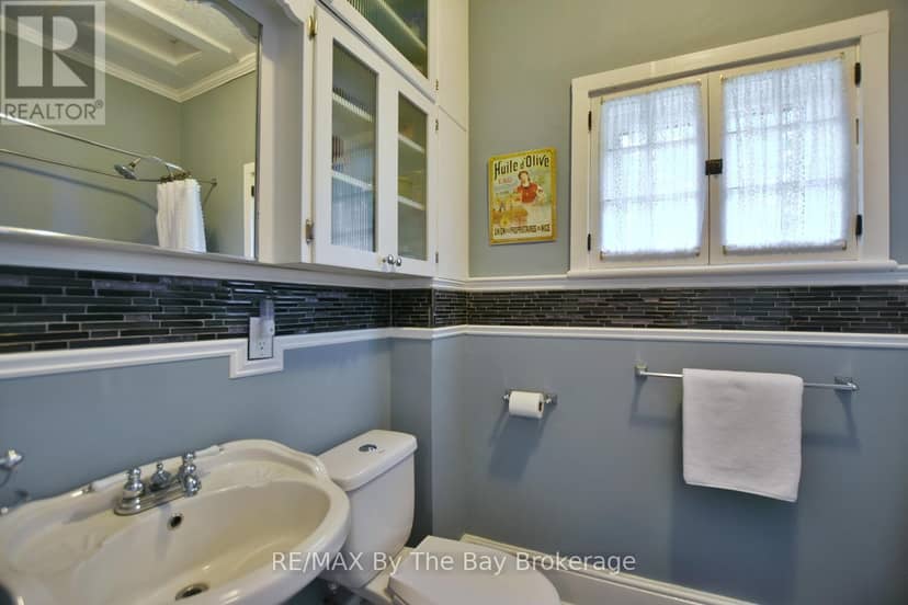 214 Elm Street — photo 37 of 40