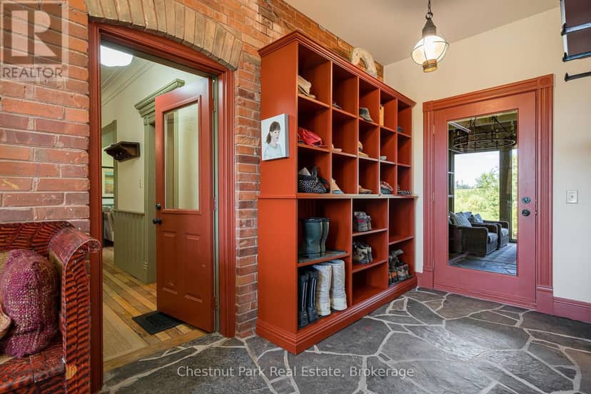 678541 Centre Road, Mulmur, photo 7