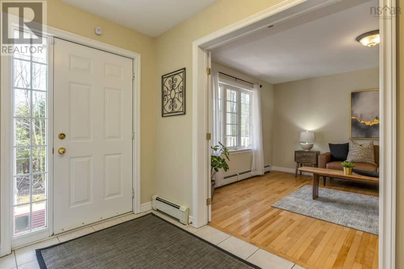 255 Sandwick Drive — photo 2 of 40