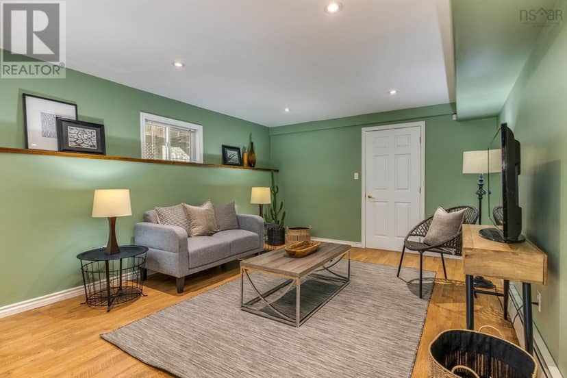 255 Sandwick Drive — photo 31 of 40