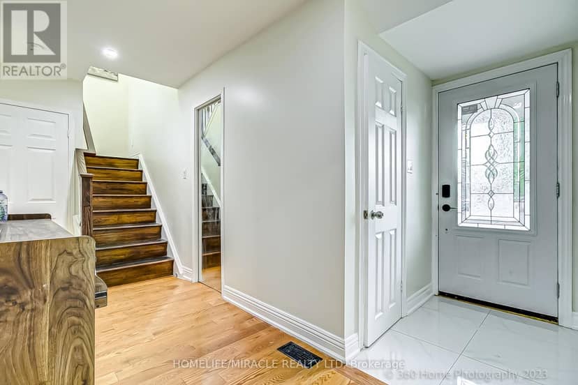 137 Merkley Square — photo 18 of 36