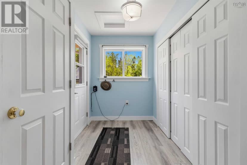 19 Robyn Drive — photo 31 of 40
