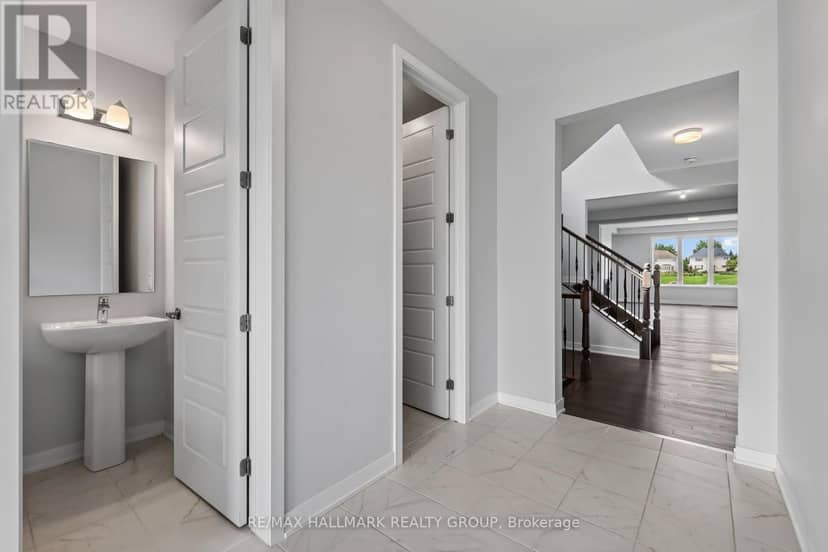 717 Fenwick Way — photo 4 of 40