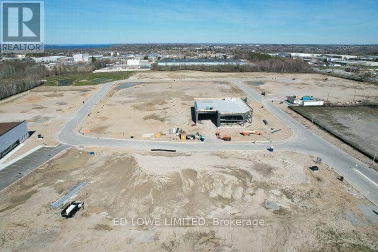 Lots 5 - 9 - 121 Ironstone Crescent, Barrie, photo 3