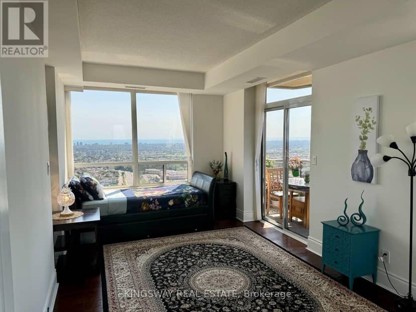 3009 - 3880 Duke Of York Boulevard — photo 16 of 38